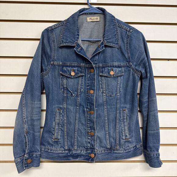 Madewell Jackets & Blazers - Madewell Women's Denim Jacket - Medium - Classic Blue - Vintage-Inspired